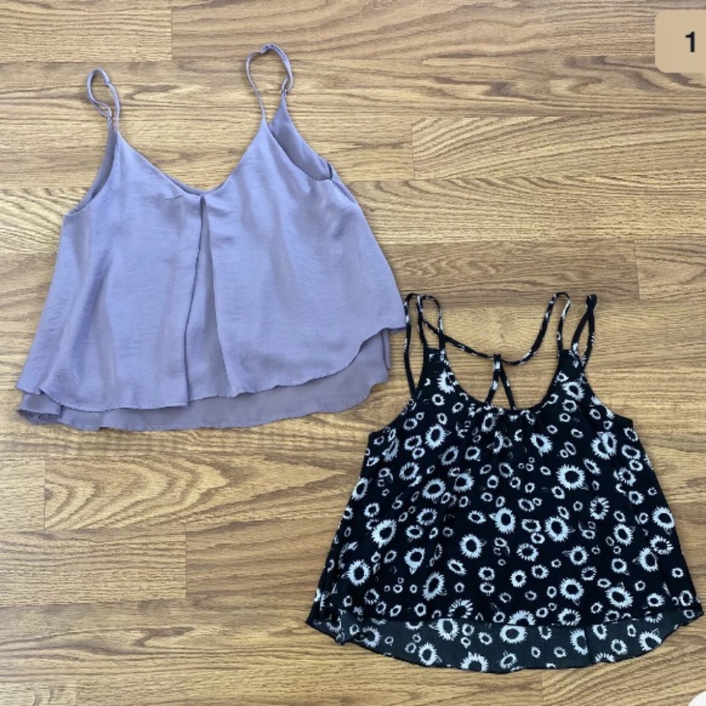 Crop Tops Purple AND Black/White - Picture 6 of 15